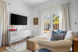 1490 Hindman (MP)
