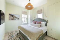 89 Cannon Suite 202