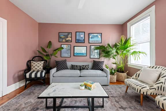 253 Saint Philip