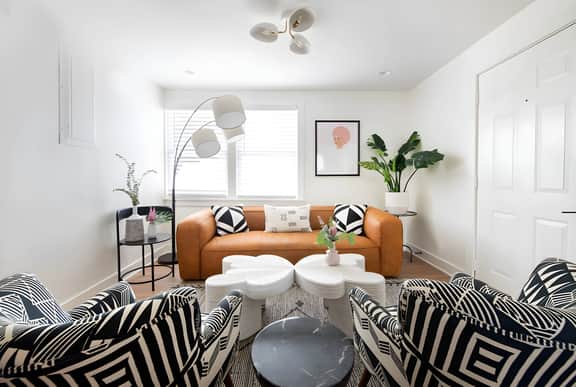 133 E Spring