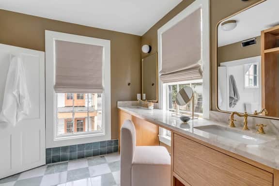 219 A Ashley 