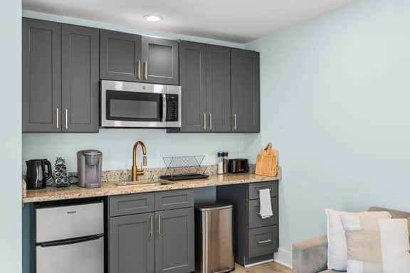505 B Carteret