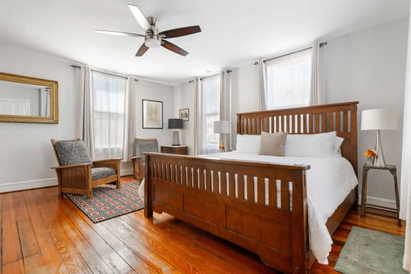 109 E Cannon 